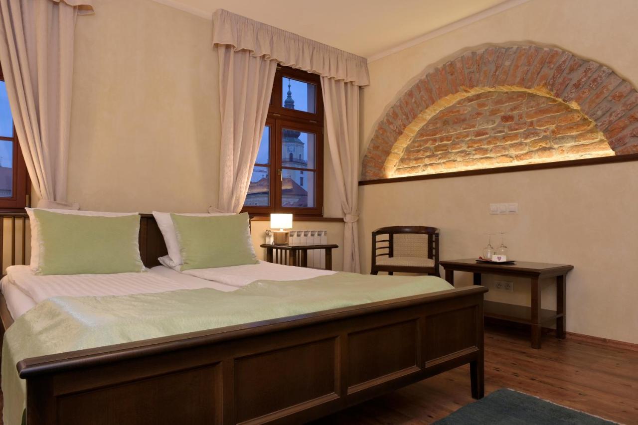 La Fresca Hotel Kromeriz Exterior photo